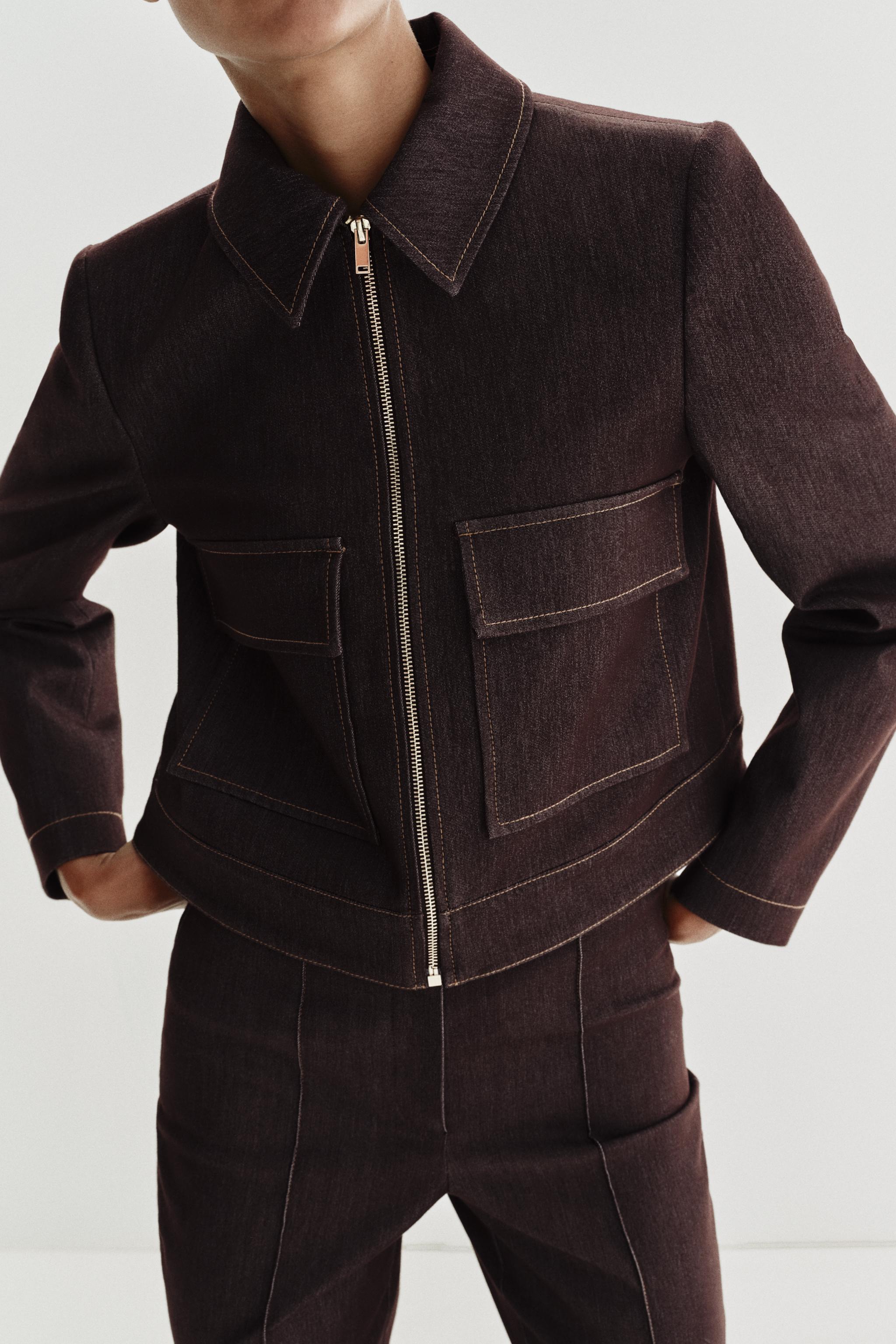 SHORT JACKET WITH FLAP POCKETS